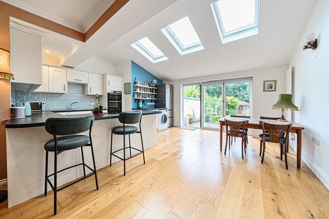 40 Bushey Road, Croydon, CR0 8EU