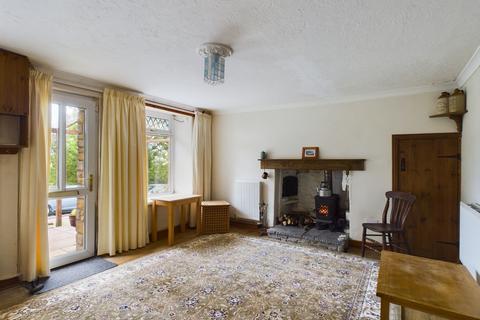 25 Garn Road, Nantyglo, Ebbw Vale, NP23 4NZ