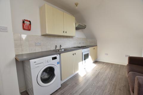 1 bedroom flat to rent, Crescent Road, Luton LU2