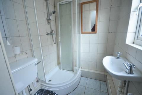 2 bedroom flat for sale, Baring Street, South Shields