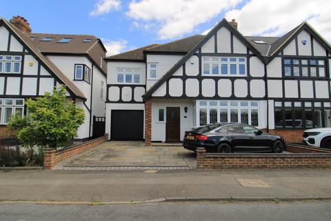 4 bedroom semi-detached house for sale, Little Gaynes Lane, Upminster RM14