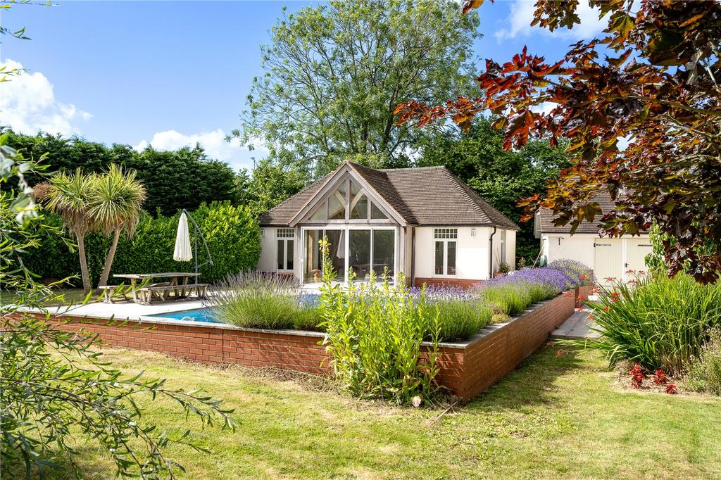 Pool House