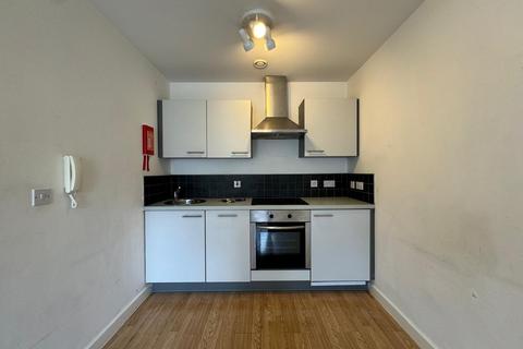 1 bedroom flat to rent, Lunar Apartments, BD3