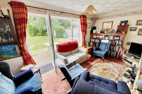 15 Cheam Road, Broadstone, BH18 9HB