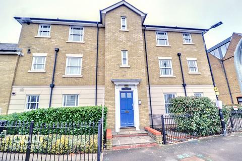 1 bedroom flat to rent, Glebe Road, Chelmsford