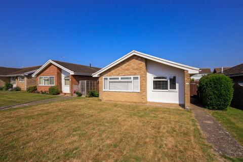 3 bedroom bungalow for sale, Hazelwood Avenue, Eastbourne