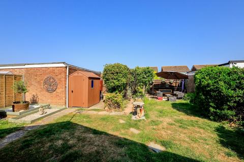 3 bedroom bungalow for sale, Hazelwood Avenue, Eastbourne