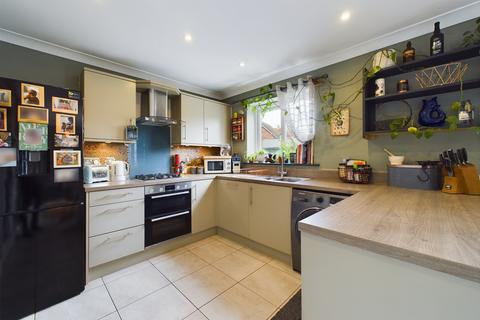 4 bedroom semi-detached house for sale, Eastern Road, Watton, IP25