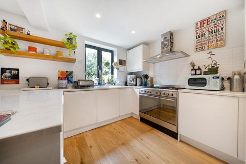 2 bedroom flat for sale, Gatestone Road, Crystal Palace