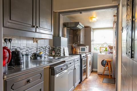 21 Upton Road, Thornton Heath, CR7 8PR