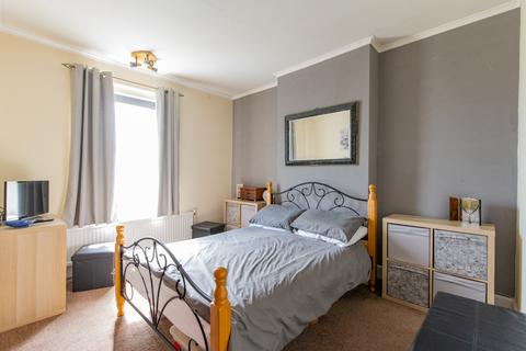 21 Upton Road, Thornton Heath, CR7 8PR