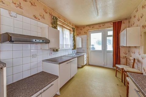 3 bedroom detached bungalow for sale, Sandringham Close, Bracklesham Bay, PO20