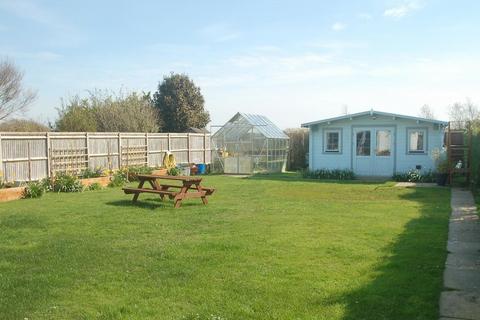 4 bedroom chalet for sale, Wessex Avenue, East Wittering, PO20