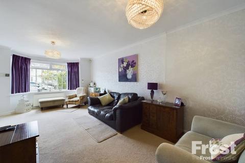 3 bedroom end of terrace house for sale, Cranleigh Road, Feltham, TW13