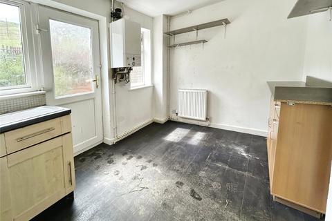 2 bedroom terraced house for sale, Kinder Avenue, Cowlersley, Huddersfield, HD4