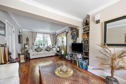 5 bedroom terraced house for sale, Warwick Road, Worthing, BN11 3ET