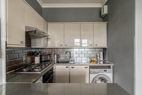 204/13 Bonnington Road, Edinburgh, EH6 5BH