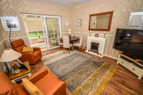 3 bedroom semi-detached house for sale, Mowbray Road, South Shields