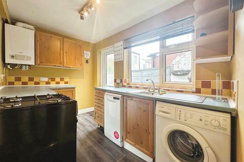 2 bedroom terraced house for sale, Kingsmill Avenue, Levenshulme, Manchester, M19