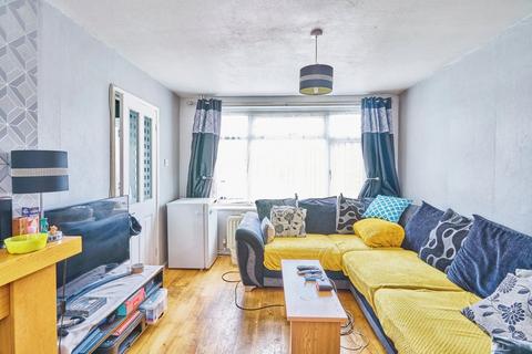 3 bedroom terraced house for sale, Wordsworth Road, Slough SL2