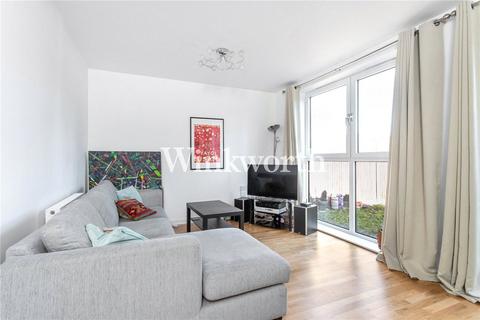 3 bedroom terraced house for sale, Bathurst Square, London, N15