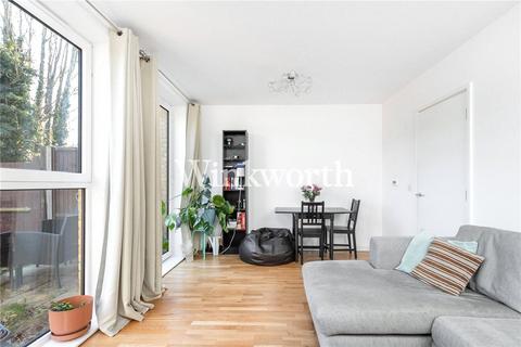 12 Bathurst Square, London, N15 4FU
