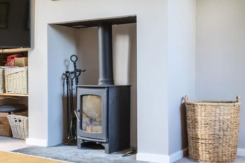 6 Culvers, South Harting, Petersfield, GU31 5LG