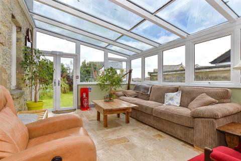 11 bedroom character property for sale, Queens Road, Shanklin, Isle of Wight