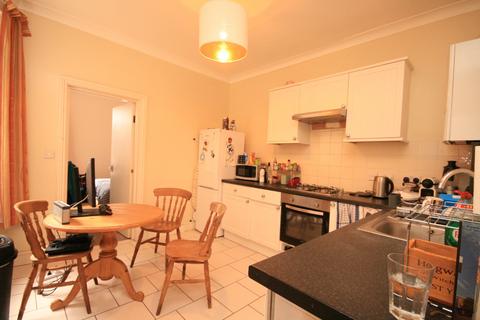 2 bedroom apartment to rent, Kingwood Road, SW6