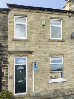 2 bedroom terraced house for sale, George Street, Lindley, Huddersfield, West Yorkshire, HD3