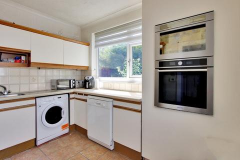 3 bedroom semi-detached house for sale, Raeburn Avenue, West Dartford, DA1