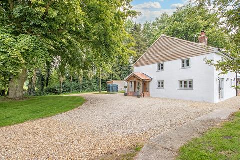 4 bedroom detached house for sale, Wings Lane, Wood Norton