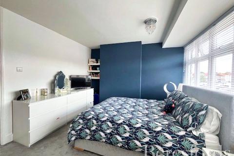 83 Linley Crescent, Romford, RM7 8RB