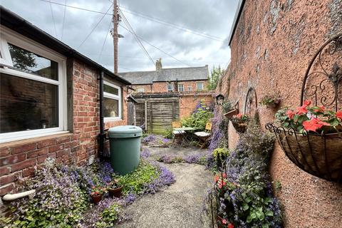 1 bedroom terraced house for sale, Glen Terrace, Hexham, Northumberland, NE46