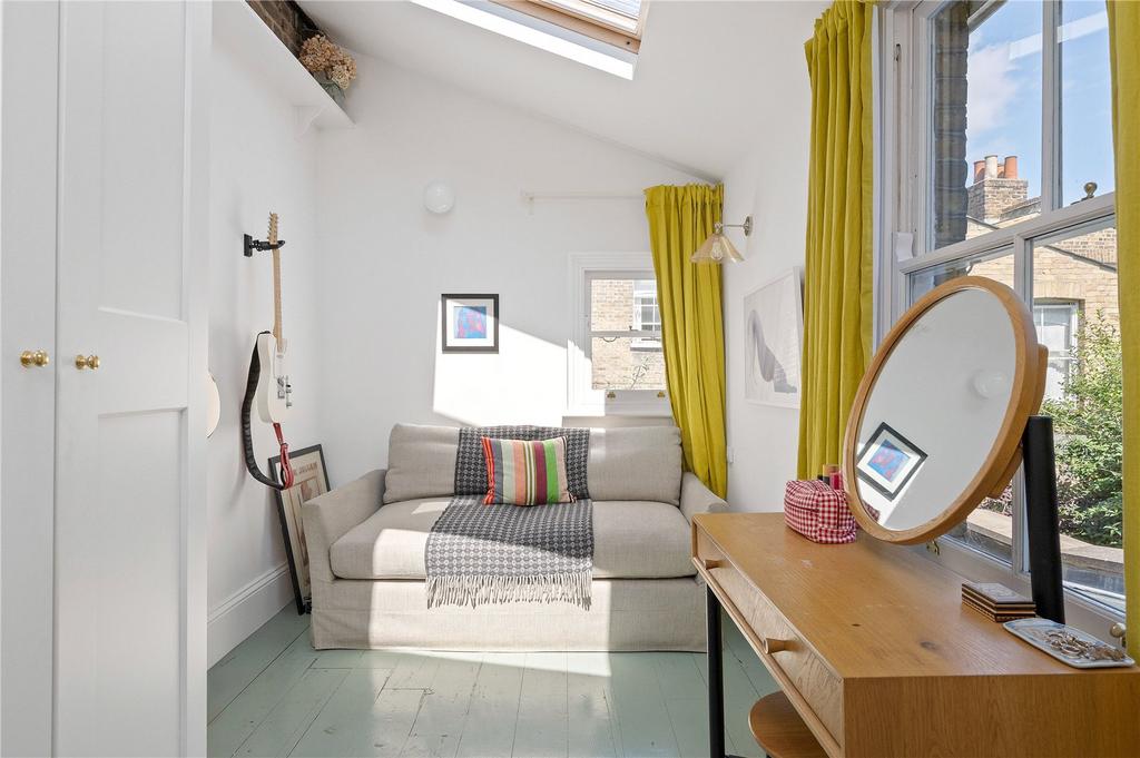 Secondary Bedroom