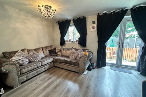 3 bedroom semi-detached house for sale, Vinery Grove A, Denton, Manchester