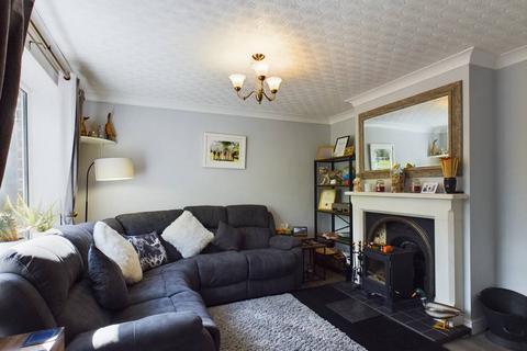 2 bedroom semi-detached house for sale, Chapel Garth, Arram, HU17 7NS