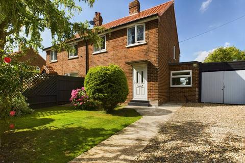 2 bedroom semi-detached house for sale, Chapel Garth, Arram, HU17 7NS