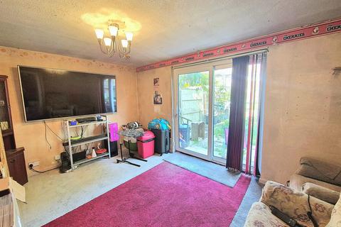 8 Evans Close, Bournemouth, BH11 8RE