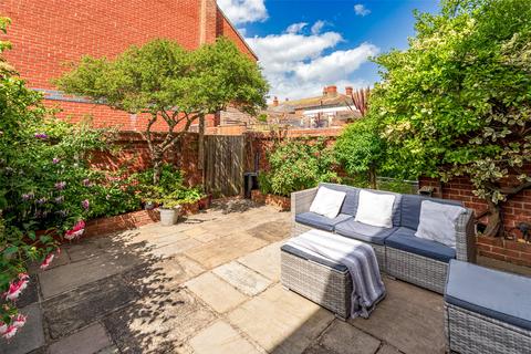 4 bedroom terraced house for sale, Brunswick Road, Worthing, West Sussex, BN11