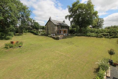 3 bedroom detached house for sale, Cefn Gorwydd, Llangammarch Wells, LD4