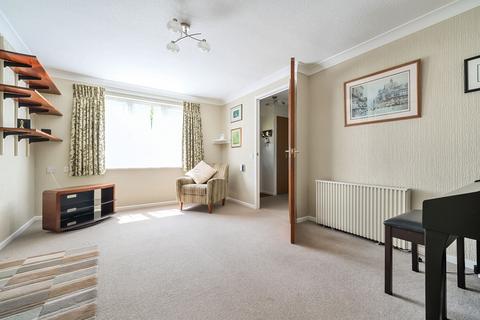 2 bedroom retirement property for sale, Bramble Walk, Redhill RH1