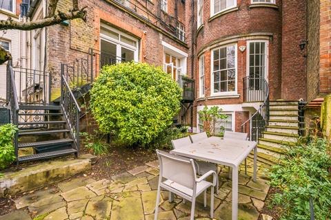 3 bedroom flat to rent, Dunraven Street, Mayfair, London