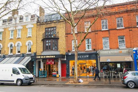 2 bedroom flat to rent, Chiswick High Road, Chiswick, London, UK