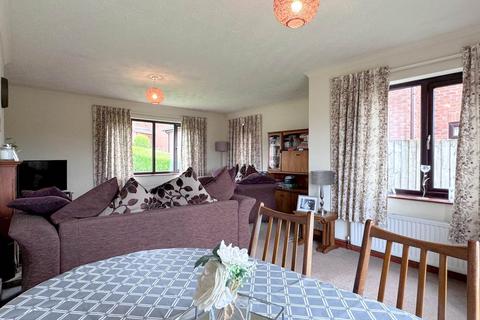 3 bedroom detached bungalow for sale, Cefnllys Lane, Llandrindod Wells, LD1