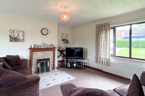 3 bedroom detached bungalow for sale, Cefnllys Lane, Llandrindod Wells, LD1