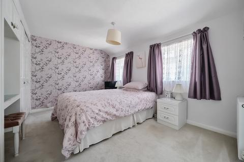 4 bedroom semi-detached house for sale, Cabell Road, Guildford, Surrey, GU2