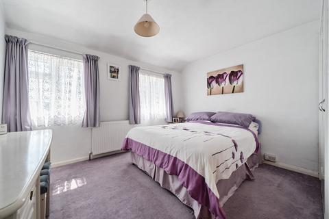 58 Cabell Road, Guildford, GU2 8JF