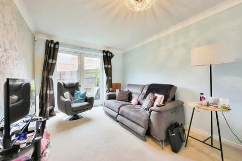 3 bedroom terraced house for sale, Badger Road, Timperley, Cheshire, WA14