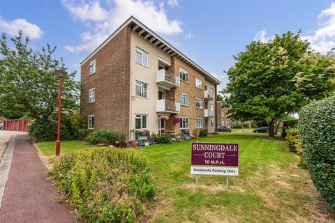 2 bedroom flat for sale, Sunningdale Court, Jupps Lane, Goring-by-Sea, Worthing, BN12